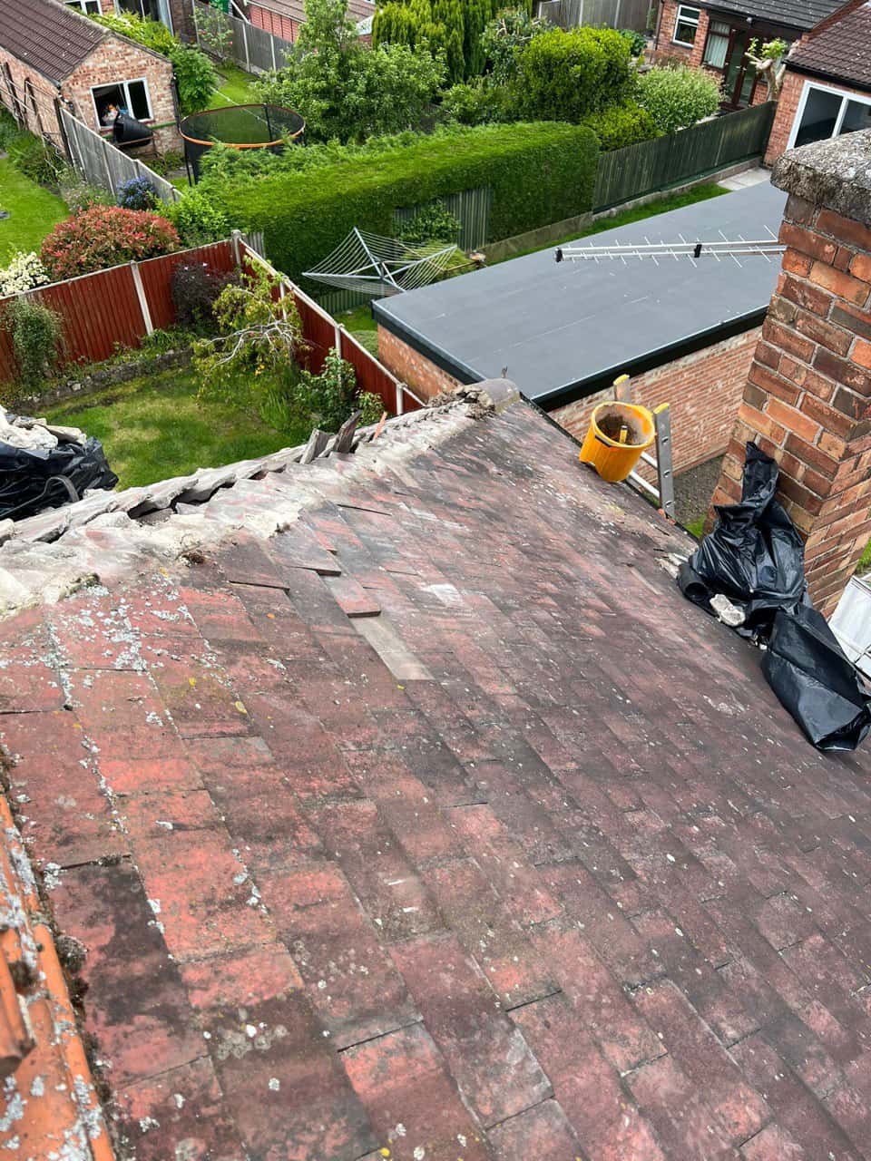Repair or Replace? A Guide to Common Tiled Roof Problems - Mansfield ...